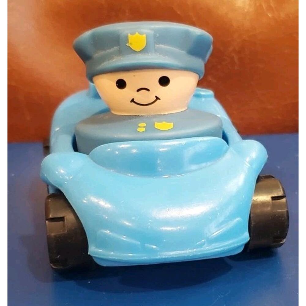 Fisher-Price Little People Chunky Policeman 1993 Blue Car 1995 Collectible